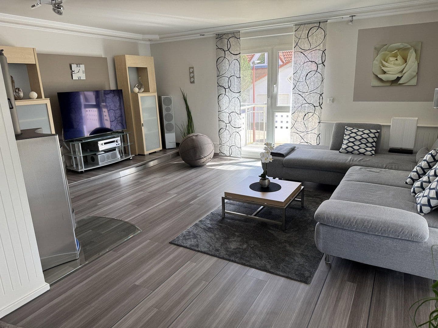 Prodej domu 234 m², pozemek 820 m², Alemannenweg 16, Rainau, Bádensko-Württembersko Prodej domu 234 m², pozemek 820 m², Alemannenweg 16, Rainau, Bádensko-Württembersko