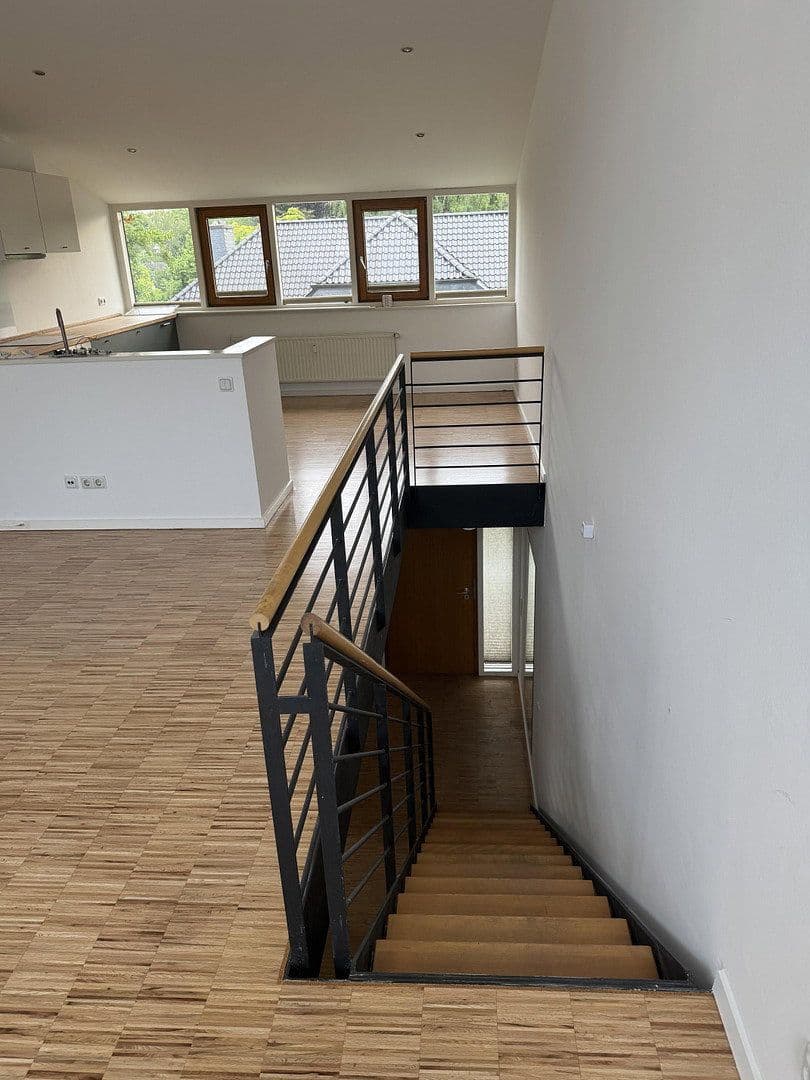 Pronájem bytu 2+1 95 m², Köln, Severní Porýní-Vestfálsko Pronájem bytu 2+1 95 m², Köln, Severní Porýní-Vestfálsko