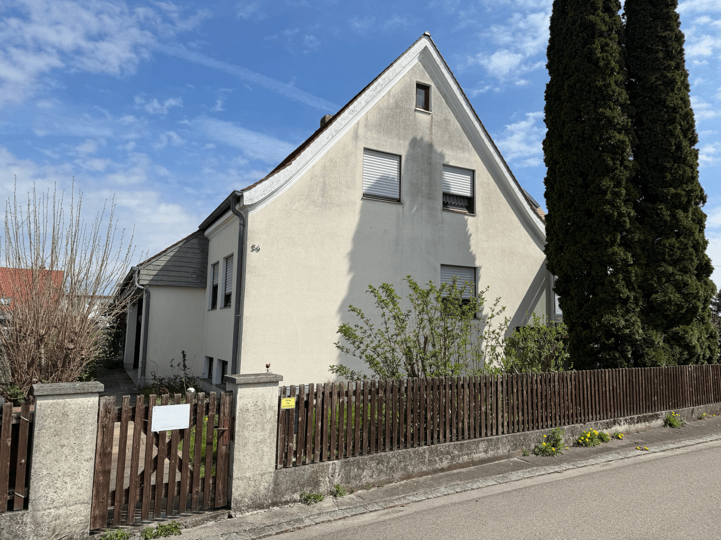 Prodej domu 220 m², pozemek 540 m², Donauwörth, Bavorsko Prodej domu 220 m², pozemek 540 m², Donauwörth, Bavorsko