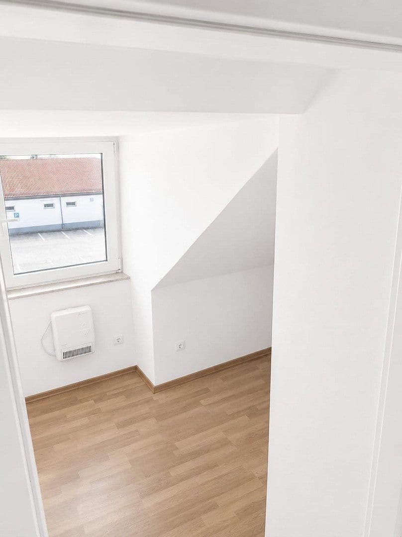 Pronájem bytu 3+1 55 m², Langquaid, Bavorsko Pronájem bytu 3+1 55 m², Langquaid, Bavorsko