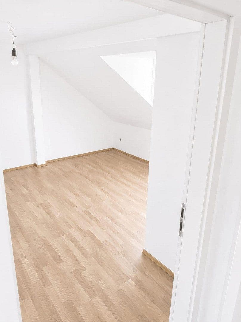 Pronájem bytu 3+1 55 m², Langquaid, Bavorsko Pronájem bytu 3+1 55 m², Langquaid, Bavorsko