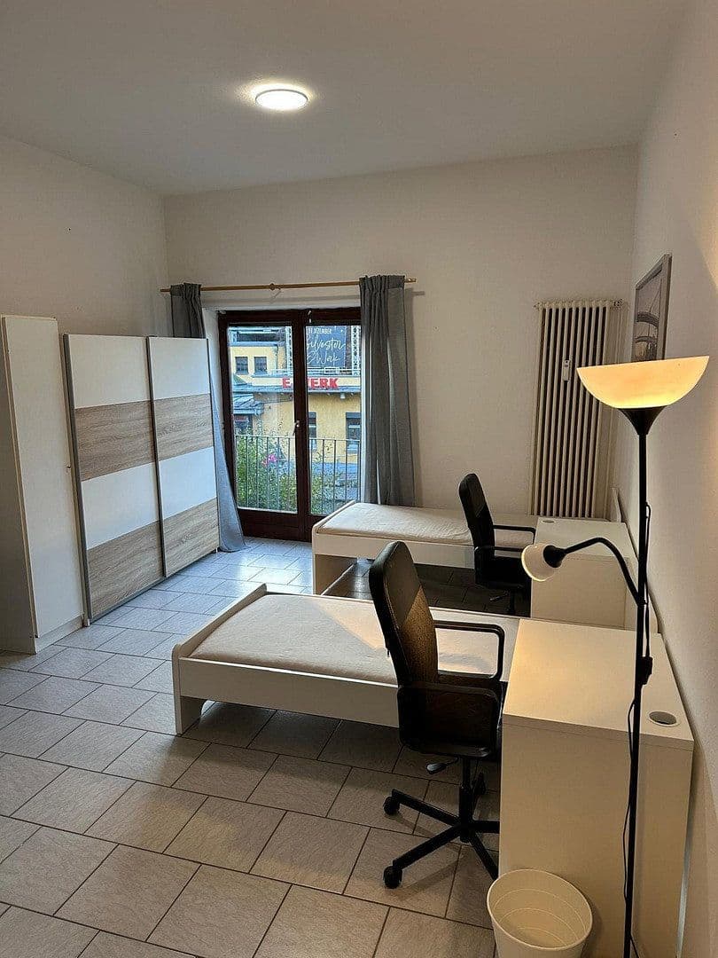 Pronájem bytu 1+1 34 m², Westliche Stadtmauerstraße 64, Erlangen, Bavorsko Pronájem bytu 1+1 34 m², Westliche Stadtmauerstraße 64, Erlangen, Bavorsko