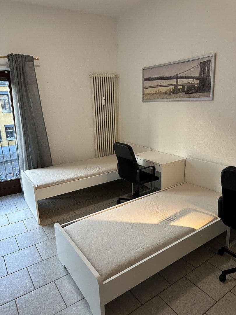 Pronájem bytu 1+1 34 m², Westliche Stadtmauerstraße 64, Erlangen, Bavorsko Pronájem bytu 1+1 34 m², Westliche Stadtmauerstraße 64, Erlangen, Bavorsko