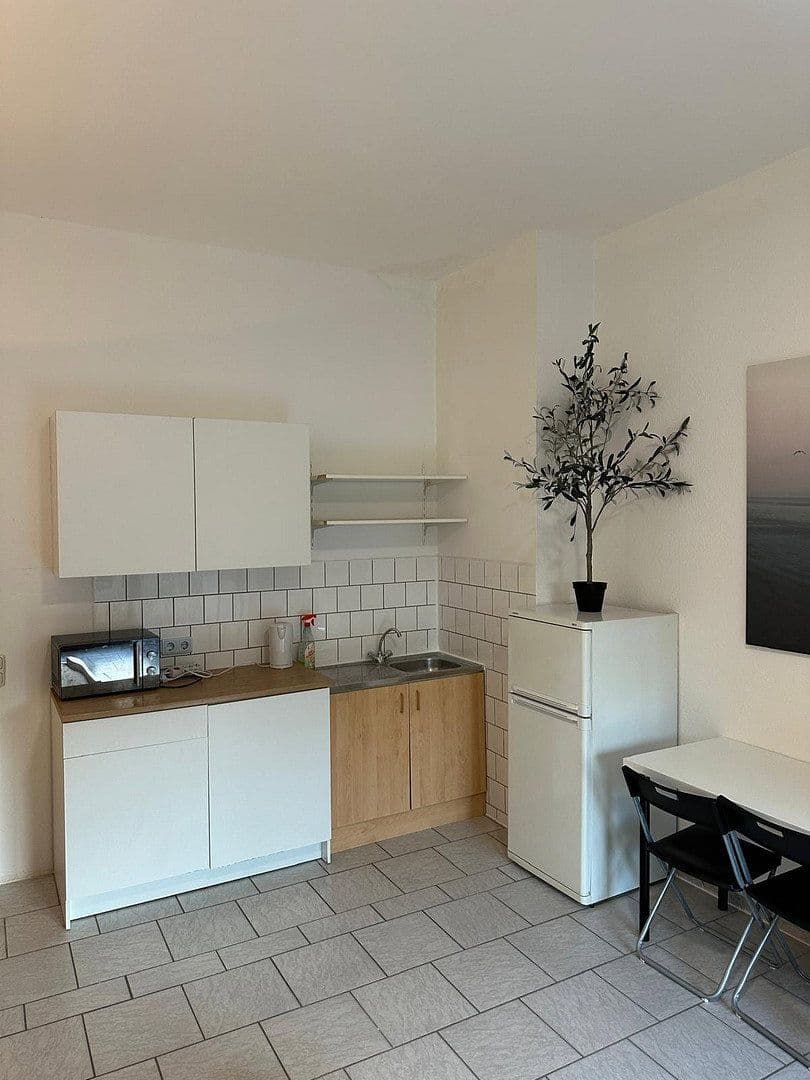Pronájem bytu 1+1 34 m², Westliche Stadtmauerstraße 64, Erlangen, Bavorsko Pronájem bytu 1+1 34 m², Westliche Stadtmauerstraße 64, Erlangen, Bavorsko