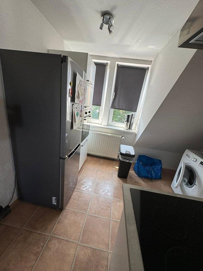 Pronájem bytu 3+1 64 m², Kölner Straße 228, Krefeld, Severní Porýní-Vestfálsko Pronájem bytu 3+1 64 m², Kölner Straße 228, Krefeld, Severní Porýní-Vestfálsko