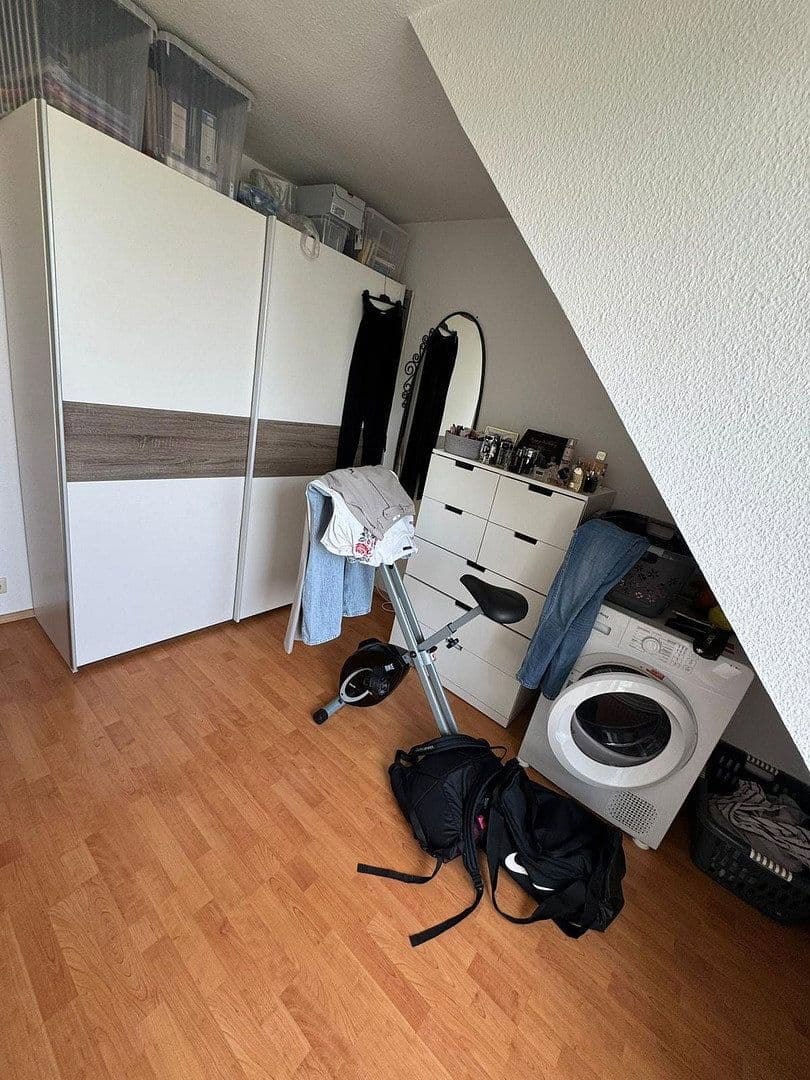 Pronájem bytu 3+1 64 m², Kölner Straße 228, Krefeld, Severní Porýní-Vestfálsko Pronájem bytu 3+1 64 m², Kölner Straße 228, Krefeld, Severní Porýní-Vestfálsko