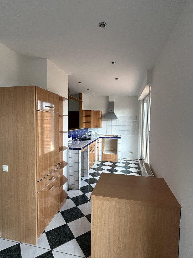 Pronájem bytu 2+kk 74 m², Tulpenstr. 28, Duisburg, Severní Porýní-Vestfálsko Pronájem bytu 2+kk 74 m², Tulpenstr. 28, Duisburg, Severní Porýní-Vestfálsko