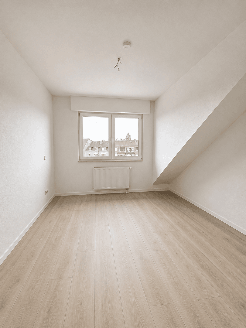 Pronájem bytu 2+kk 74 m², Tulpenstr. 28, Duisburg, Severní Porýní-Vestfálsko Pronájem bytu 2+kk 74 m², Tulpenstr. 28, Duisburg, Severní Porýní-Vestfálsko