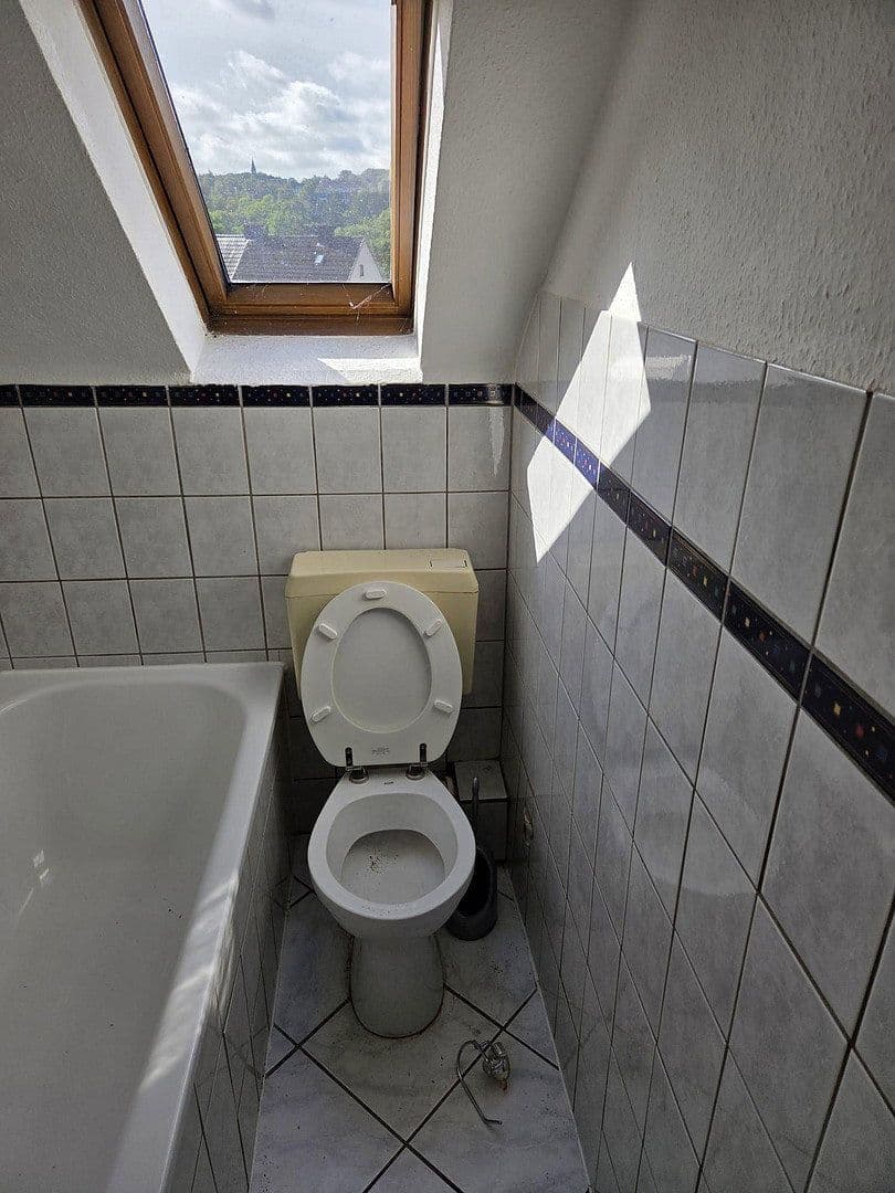 Pronájem bytu 3+1 65 m², Haldener Straße 82, Hagen, Severní Porýní-Vestfálsko Pronájem bytu 3+1 65 m², Haldener Straße 82, Hagen, Severní Porýní-Vestfálsko