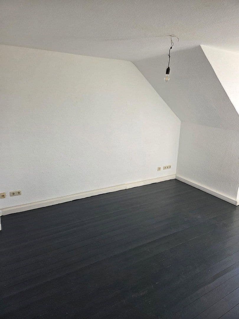 Pronájem bytu 3+1 65 m², Haldener Straße 82, Hagen, Severní Porýní-Vestfálsko Pronájem bytu 3+1 65 m², Haldener Straße 82, Hagen, Severní Porýní-Vestfálsko