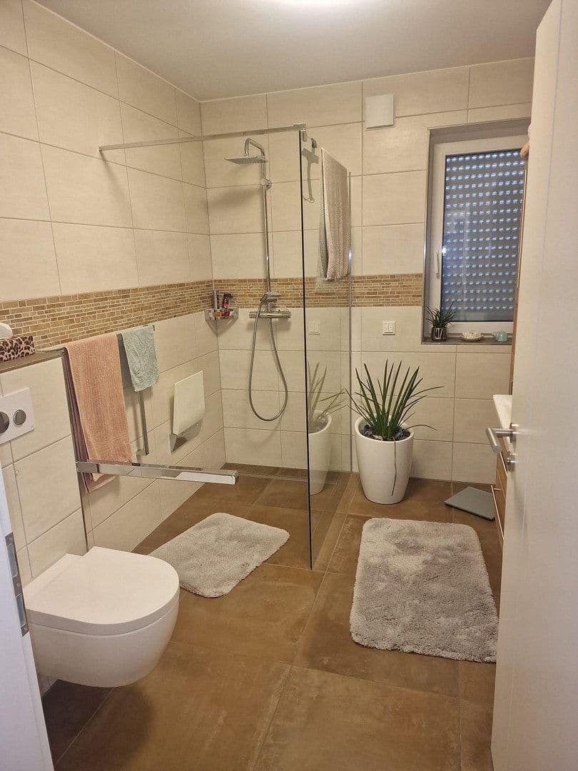Pronájem bytu 3+1 97 m², Händelstr. 37, Bedburg, Severní Porýní-Vestfálsko Pronájem bytu 3+1 97 m², Händelstr. 37, Bedburg, Severní Porýní-Vestfálsko