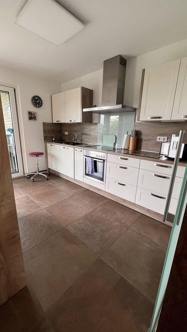 Pronájem bytu 3+1 97 m², Händelstr. 37, Bedburg, Severní Porýní-Vestfálsko Pronájem bytu 3+1 97 m², Händelstr. 37, Bedburg, Severní Porýní-Vestfálsko