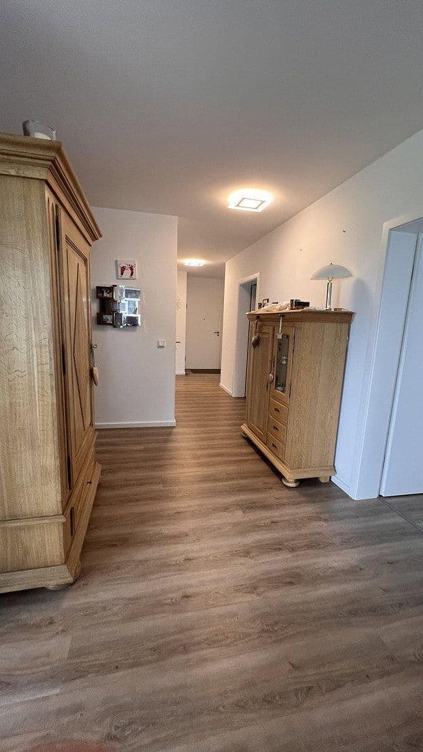 Pronájem bytu 3+1 97 m², Händelstr. 37, Bedburg, Severní Porýní-Vestfálsko Pronájem bytu 3+1 97 m², Händelstr. 37, Bedburg, Severní Porýní-Vestfálsko