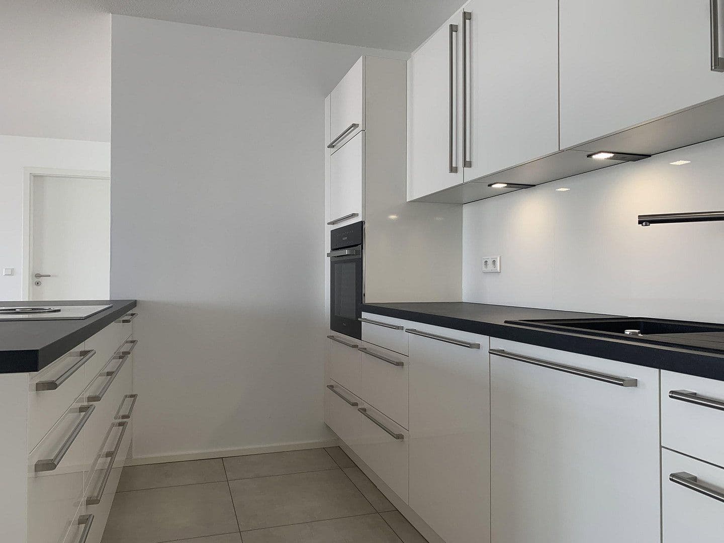 Pronájem bytu 3+1 115 m², Aschaffenburg, Bavorsko Pronájem bytu 3+1 115 m², Aschaffenburg, Bavorsko