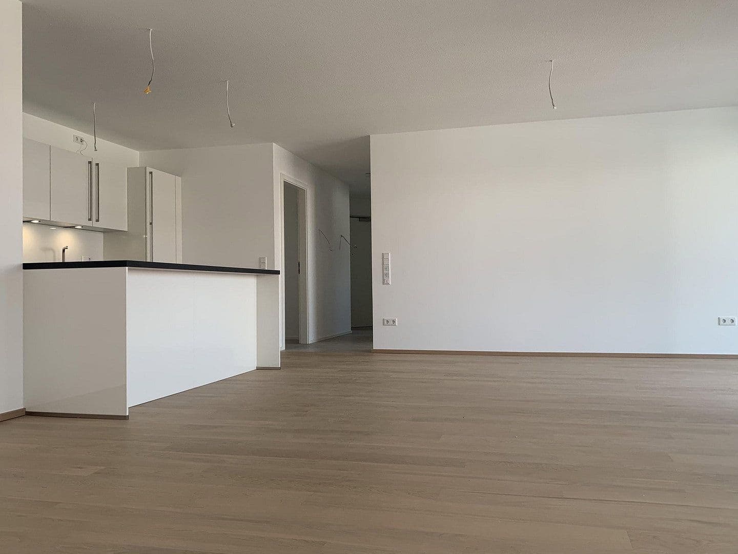 Pronájem bytu 3+1 115 m², Aschaffenburg, Bavorsko Pronájem bytu 3+1 115 m², Aschaffenburg, Bavorsko