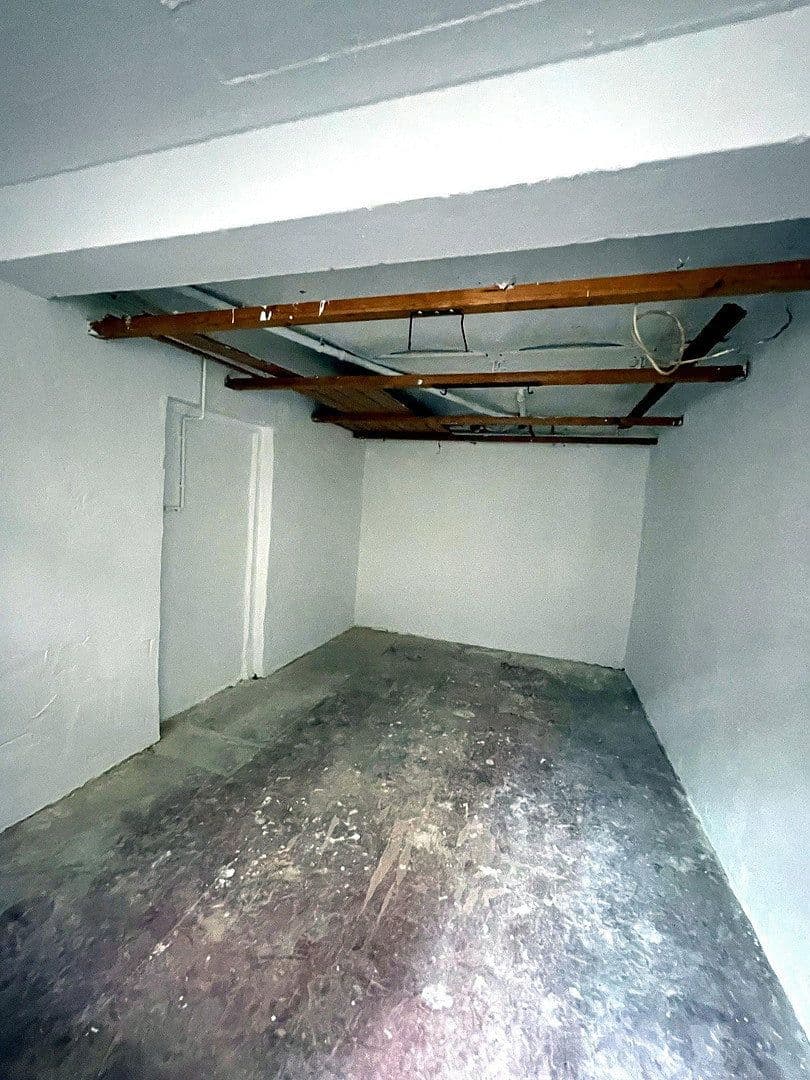 Pronájem garáže, Königsteiner Straße 30, Frankfurt am Main, Hessen Pronájem garáže, Königsteiner Straße 30, Frankfurt am Main, Hessen