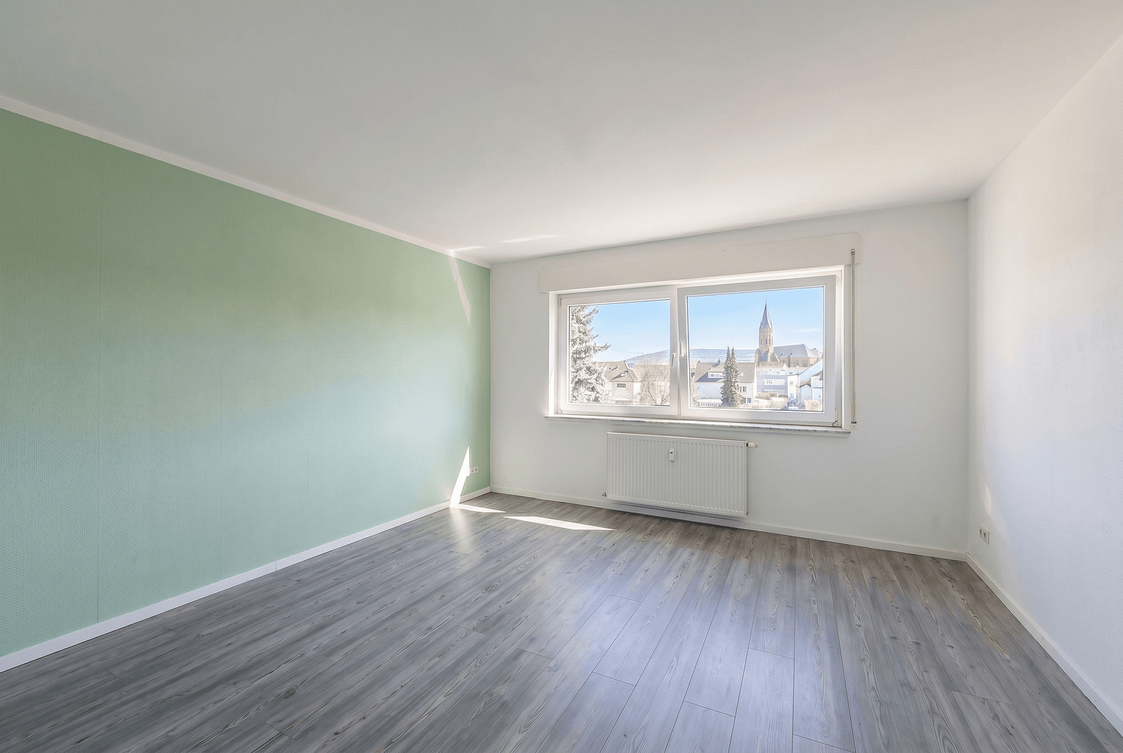 Pronájem bytu 3+1 90 m², Plankstadt, Bádensko-Württembersko Pronájem bytu 3+1 90 m², Plankstadt, Bádensko-Württembersko