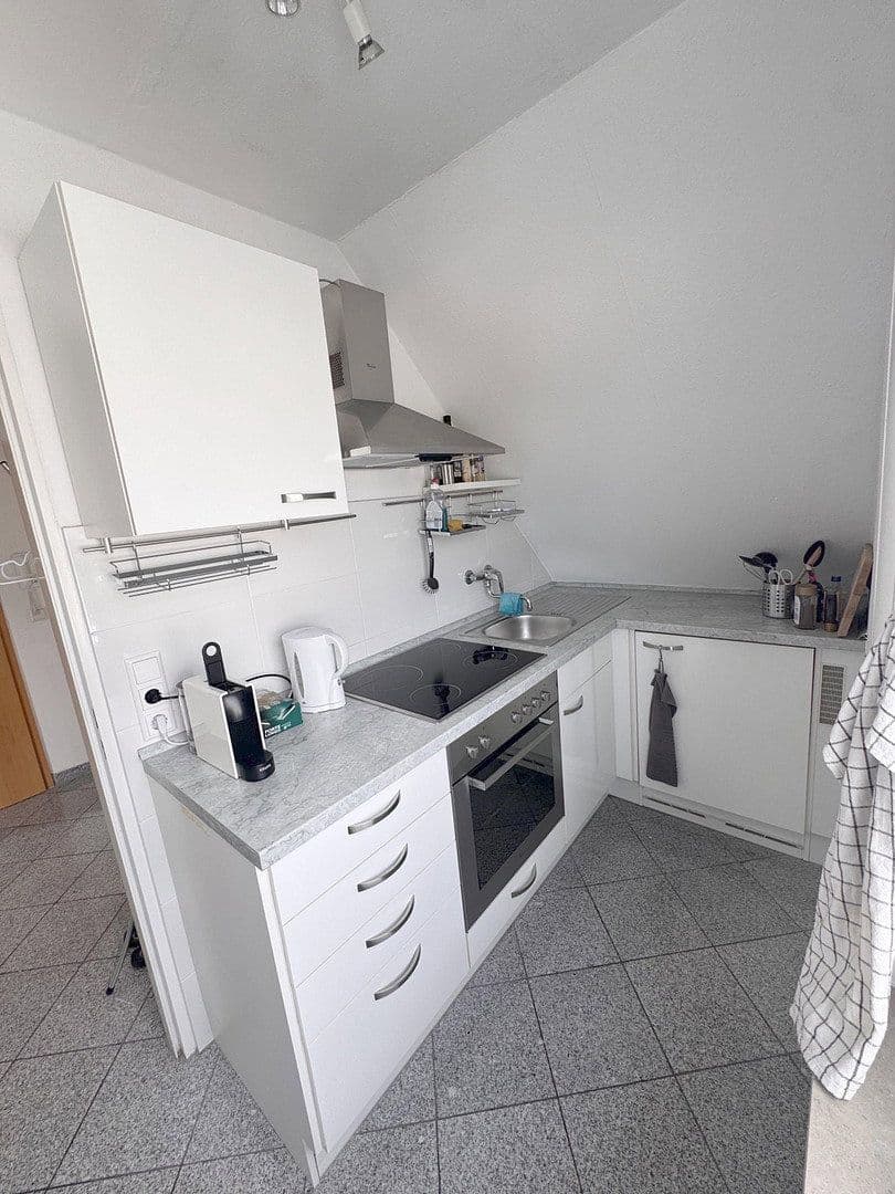 Pronájem bytu 1+1 35 m², Lehnerstr. 20, Lauffen am Neckar, Bádensko-Württembersko Pronájem bytu 1+1 35 m², Lehnerstr. 20, Lauffen am Neckar, Bádensko-Württembersko