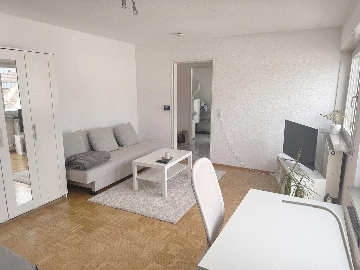 Pronájem bytu 1+1 35 m², Lehnerstr. 20, Lauffen am Neckar, Bádensko-Württembersko Pronájem bytu 1+1 35 m², Lehnerstr. 20, Lauffen am Neckar, Bádensko-Württembersko
