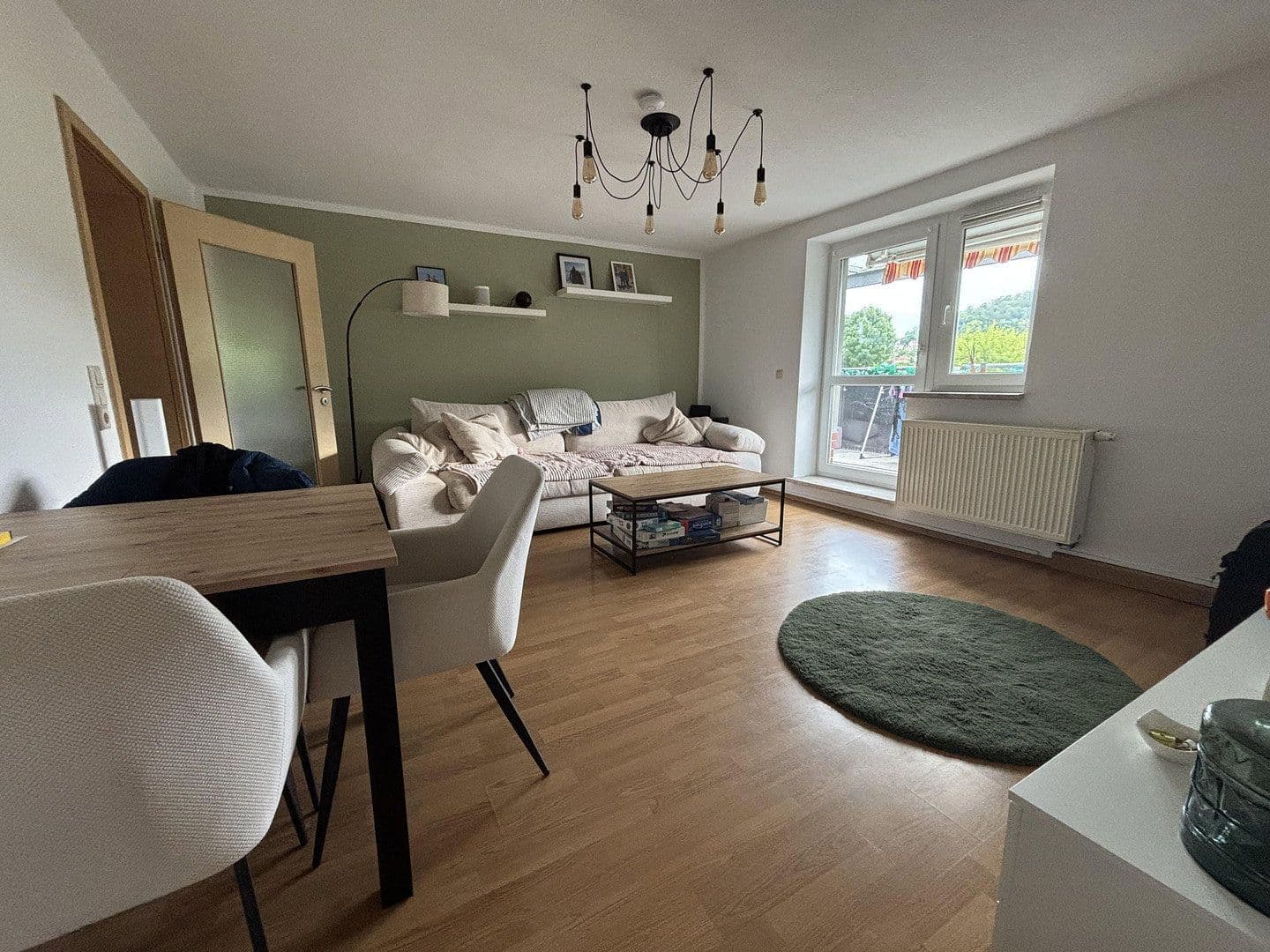 Pronájem bytu 3+1 70 m², Am Bahnhof 1, Jena, Durynsko Pronájem bytu 3+1 70 m², Am Bahnhof 1, Jena, Durynsko