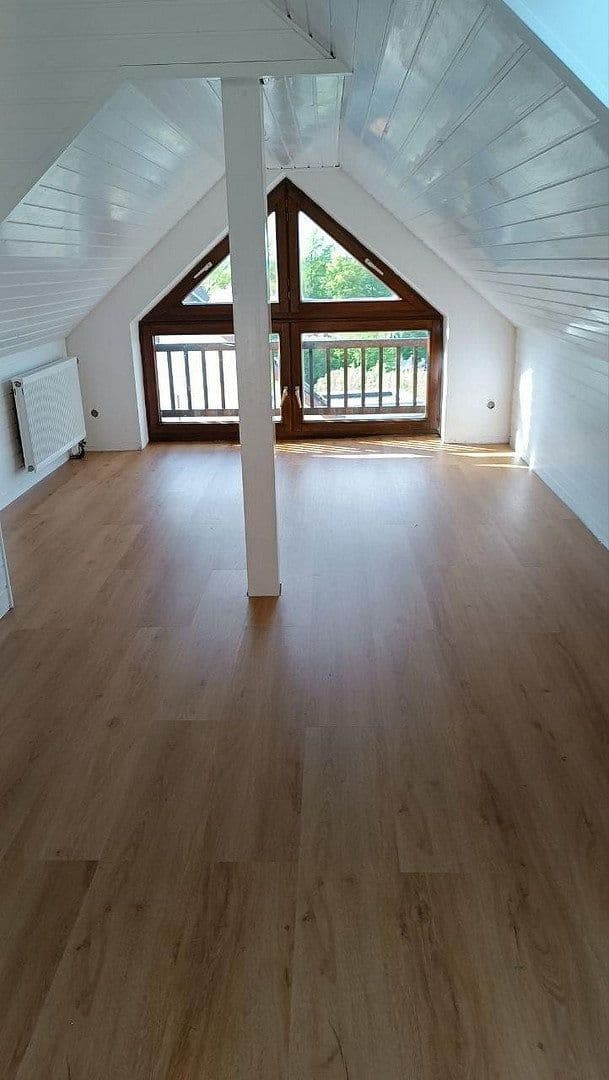 Pronájem bytu 3+kk 80 m², Ulmer Straße 18, Nördlingen, Bavorsko Pronájem bytu 3+kk 80 m², Ulmer Straße 18, Nördlingen, Bavorsko