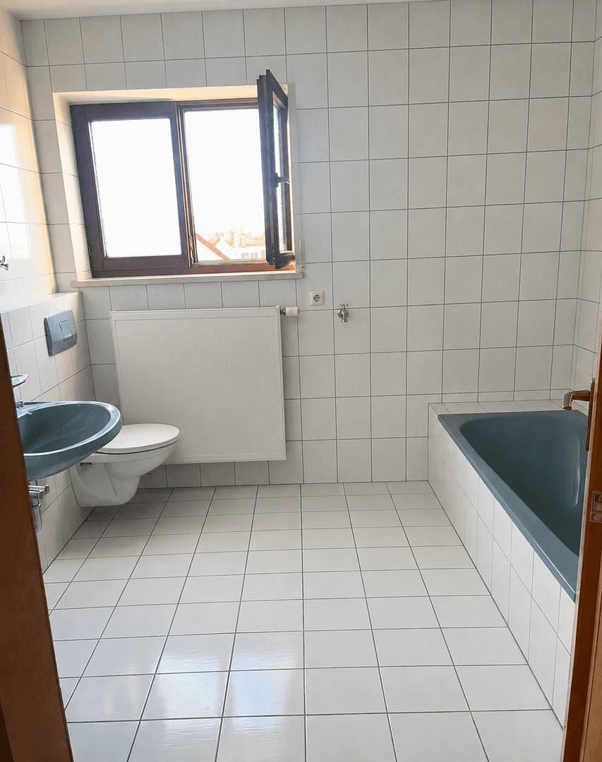 Pronájem bytu 3+kk 80 m², Ulmer Straße 18, Nördlingen, Bavorsko Pronájem bytu 3+kk 80 m², Ulmer Straße 18, Nördlingen, Bavorsko