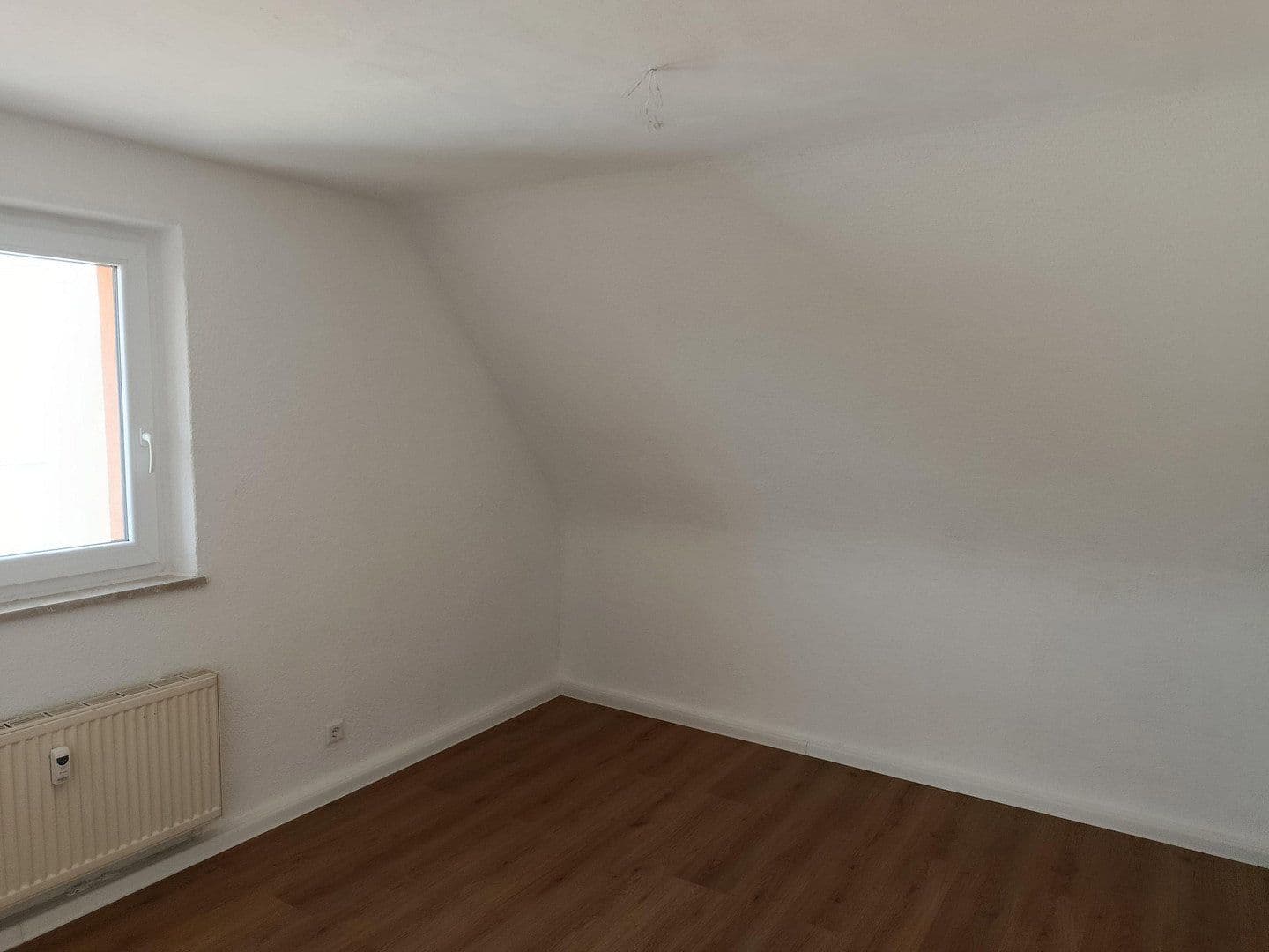 Pronájem bytu 3+1 52 m², Brockenbergstr. 1, Holzgerlingen, Bádensko-Württembersko Pronájem bytu 3+1 52 m², Brockenbergstr. 1, Holzgerlingen, Bádensko-Württembersko