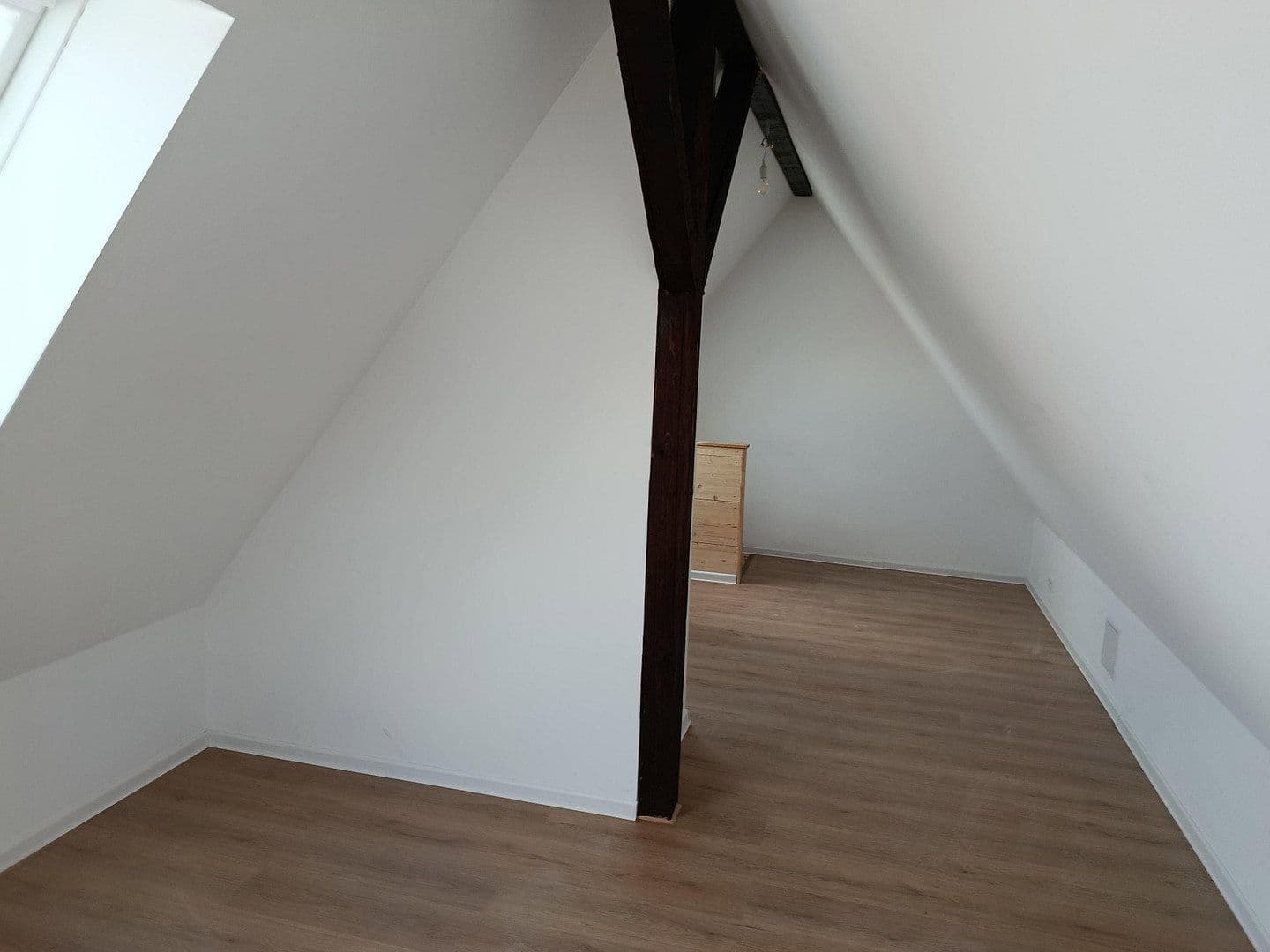 Pronájem bytu 3+1 52 m², Brockenbergstr. 1, Holzgerlingen, Bádensko-Württembersko Pronájem bytu 3+1 52 m², Brockenbergstr. 1, Holzgerlingen, Bádensko-Württembersko