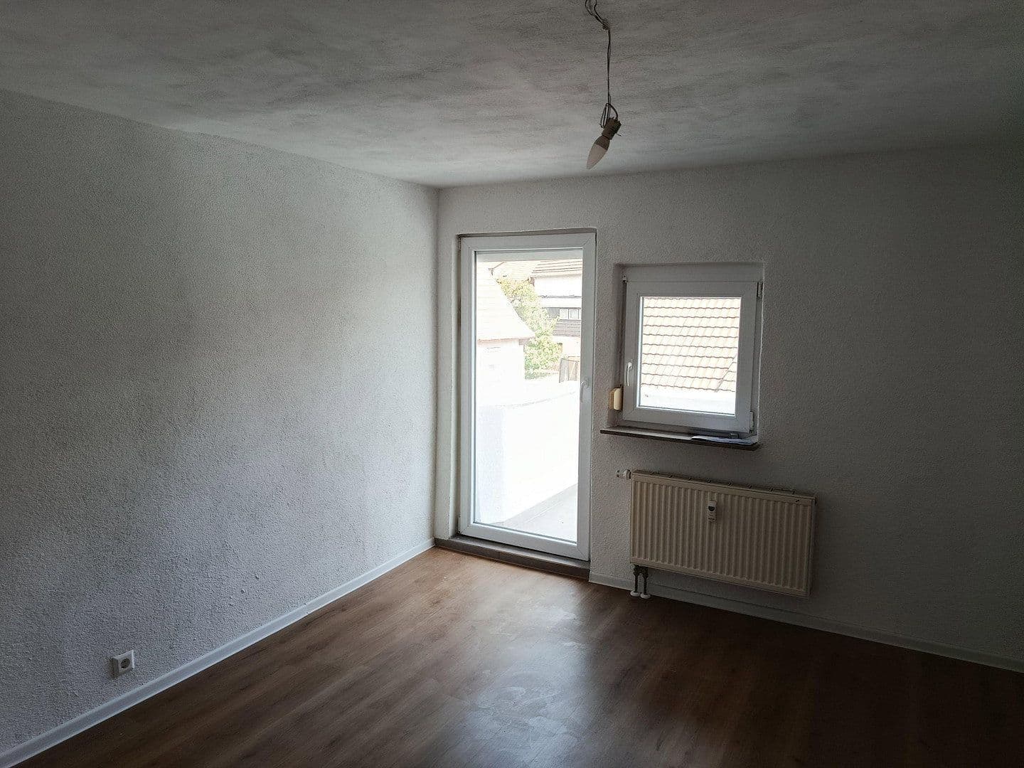 Pronájem bytu 3+1 52 m², Brockenbergstr. 1, Holzgerlingen, Bádensko-Württembersko Pronájem bytu 3+1 52 m², Brockenbergstr. 1, Holzgerlingen, Bádensko-Württembersko
