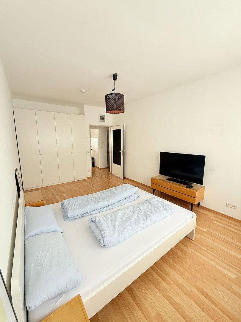 Pronájem bytu 2+kk 70 m², Friedrichstraße 22, Bonn, Severní Porýní-Vestfálsko Pronájem bytu 2+kk 70 m², Friedrichstraße 22, Bonn, Severní Porýní-Vestfálsko