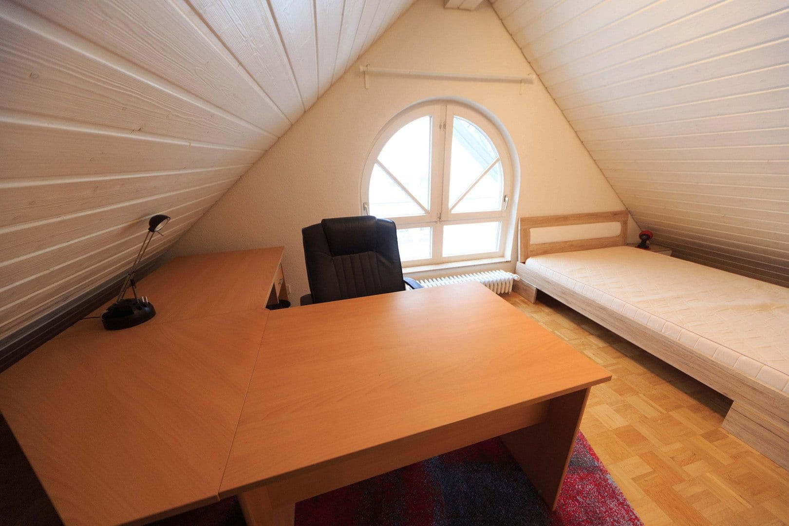 Pronájem bytu 3+kk 87 m², Öhringer Straße 21, Stuttgart, Bádensko-Württembersko Pronájem bytu 3+kk 87 m², Öhringer Straße 21, Stuttgart, Bádensko-Württembersko