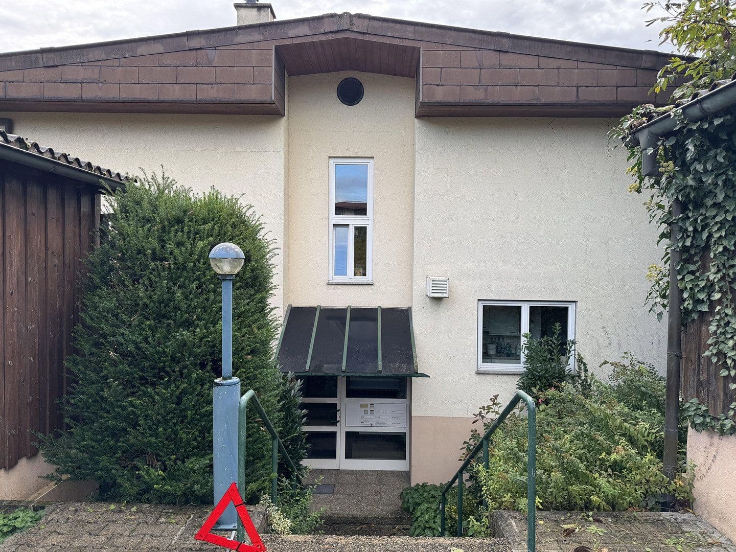 Pronájem bytu 3+kk 90 m², Lottstetten, Bádensko-Württembersko Pronájem bytu 3+kk 90 m², Lottstetten, Bádensko-Württembersko