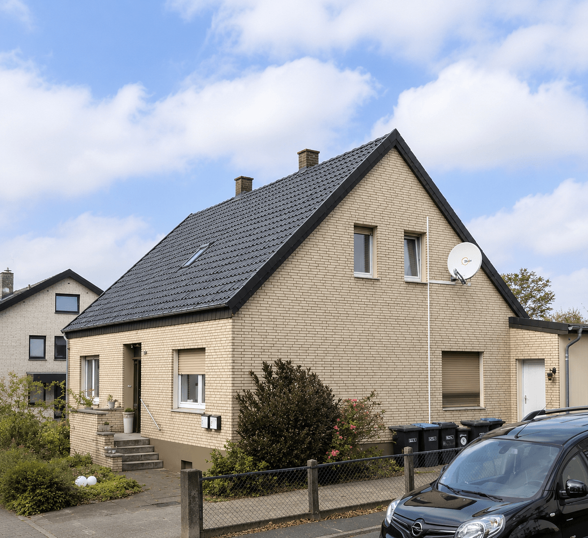 Prodej domu 202 m², pozemek 750 m², Enger, Severní Porýní-Vestfálsko Prodej domu 202 m², pozemek 750 m², Enger, Severní Porýní-Vestfálsko