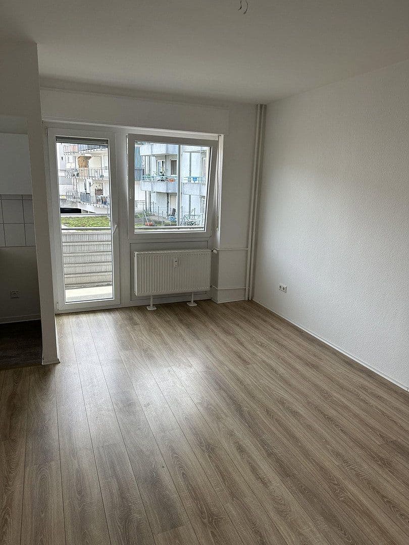Pronájem bytu 1+1 25 m², Bibienastraße, Mannheim, Bádensko-Württembersko Pronájem bytu 1+1 25 m², Bibienastraße, Mannheim, Bádensko-Württembersko