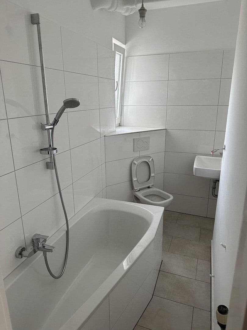 Pronájem bytu 1+1 25 m², Bibienastraße, Mannheim, Bádensko-Württembersko Pronájem bytu 1+1 25 m², Bibienastraße, Mannheim, Bádensko-Württembersko
