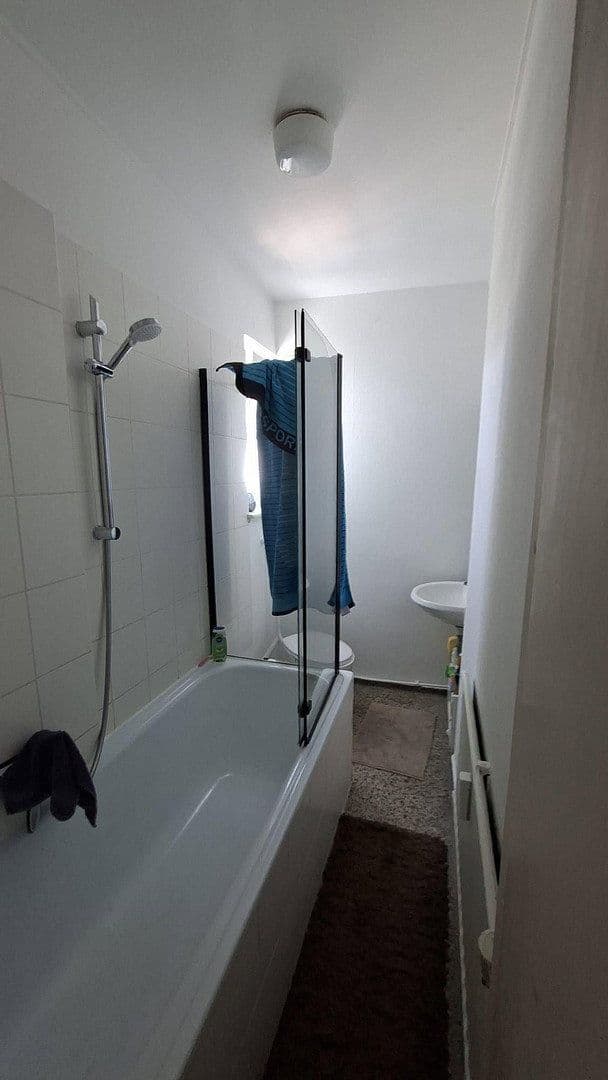 Pronájem bytu 1+1 25 m², Bibienastraße, Mannheim, Bádensko-Württembersko Pronájem bytu 1+1 25 m², Bibienastraße, Mannheim, Bádensko-Württembersko
