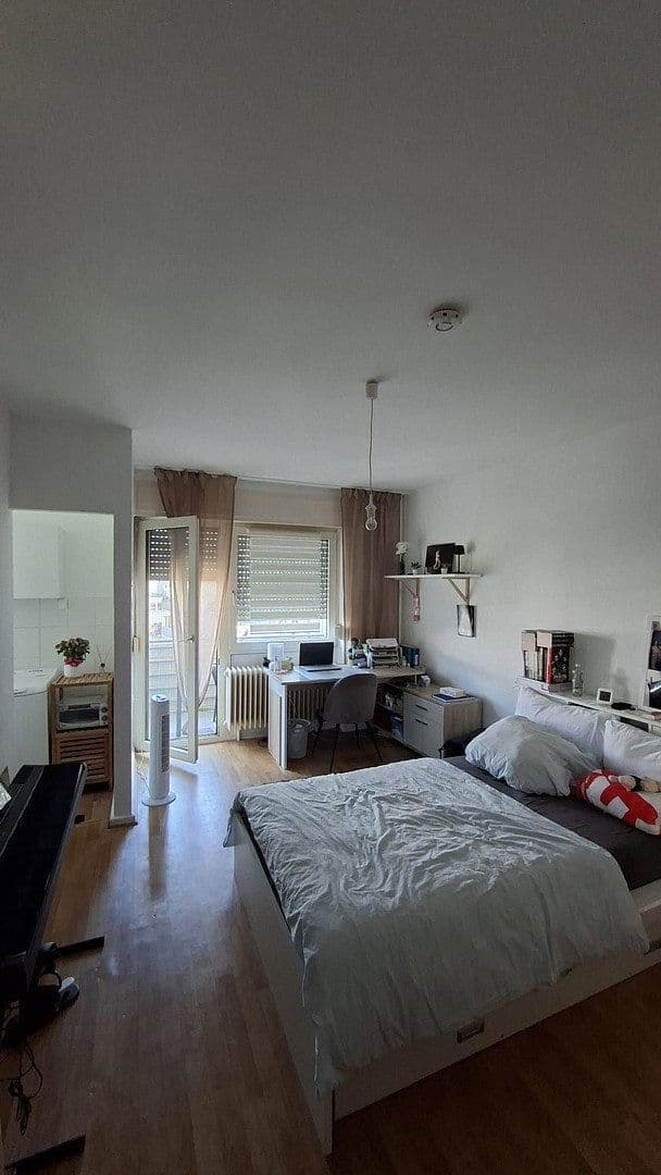 Pronájem bytu 1+1 25 m², Bibienastraße, Mannheim, Bádensko-Württembersko Pronájem bytu 1+1 25 m², Bibienastraße, Mannheim, Bádensko-Württembersko