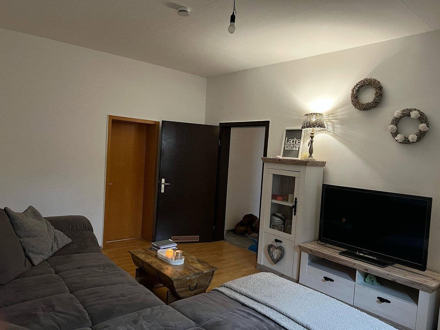 Pronájem bytu 4+1 107 m², Ascher Str. 15, Hof, Bavorsko Pronájem bytu 4+1 107 m², Ascher Str. 15, Hof, Bavorsko