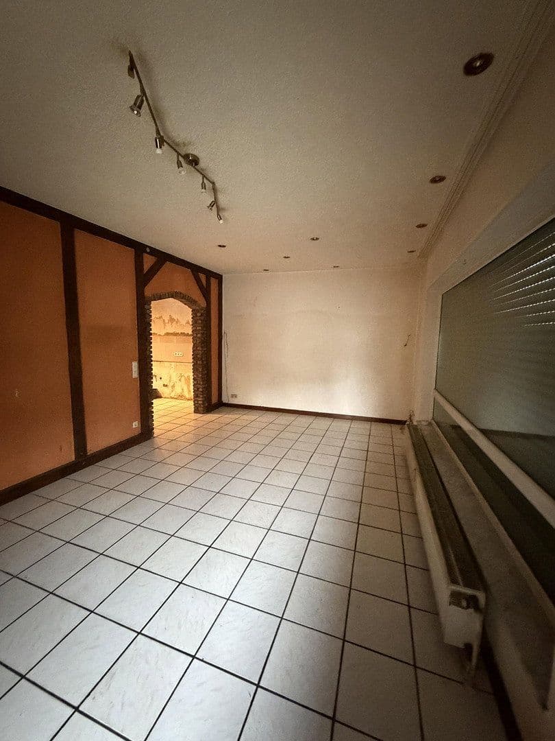Pronájem bytu 3+1 79 m², Geilenkichener Str. 55, Übach-Palenberg, Severní Porýní-Vestfálsko Pronájem bytu 3+1 79 m², Geilenkichener Str. 55, Übach-Palenberg, Severní Porýní-Vestfálsko