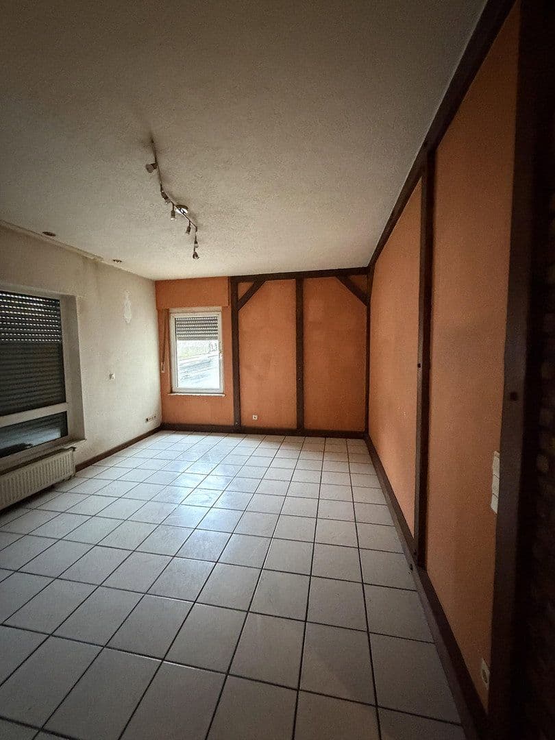 Pronájem bytu 3+1 79 m², Geilenkichener Str. 55, Übach-Palenberg, Severní Porýní-Vestfálsko Pronájem bytu 3+1 79 m², Geilenkichener Str. 55, Übach-Palenberg, Severní Porýní-Vestfálsko