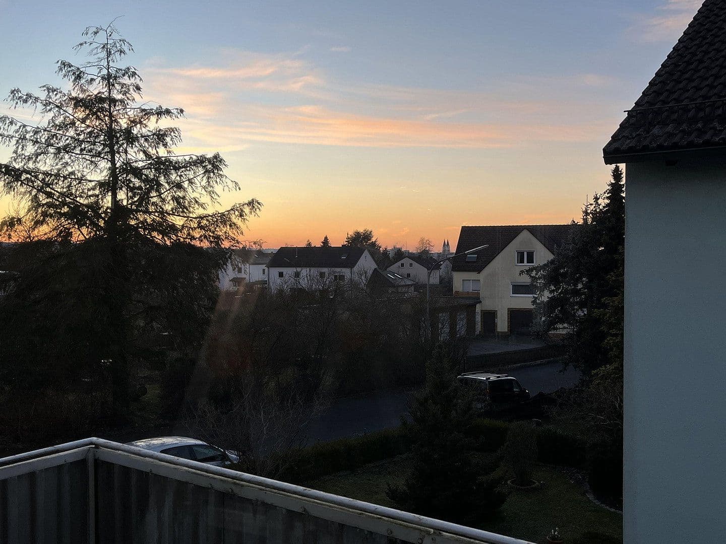 Prodej domu 160 m², pozemek 551 m², Weiden, Bavorsko Prodej domu 160 m², pozemek 551 m², Weiden, Bavorsko