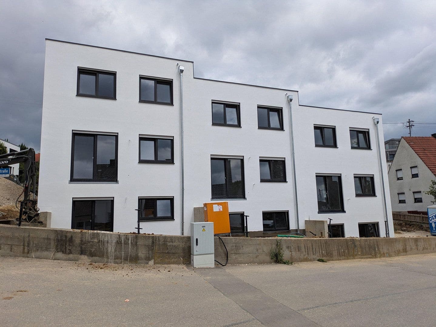 Prodej domu 137 m², pozemek 131 m², Wolfstraße 36, Pfaffenhofen an der Ilm, Bavorsko Prodej domu 137 m², pozemek 131 m², Wolfstraße 36, Pfaffenhofen an der Ilm, Bavorsko
