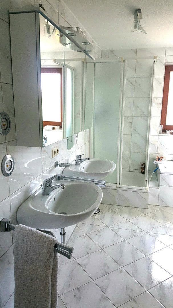 Pronájem bytu 3+kk 106 m², Jakobstraße 27, Steinenbronn, Bádensko-Württembersko Pronájem bytu 3+kk 106 m², Jakobstraße 27, Steinenbronn, Bádensko-Württembersko