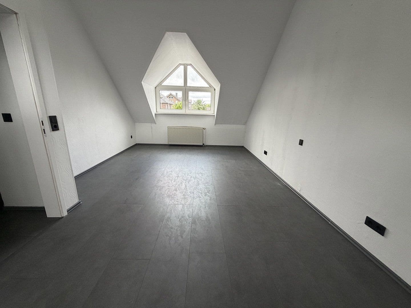Pronájem domu 110 m², pozemek 202 m², Linderner Bahn 53, Geilenkirchen, Severní Porýní-Vestfálsko Pronájem domu 110 m², pozemek 202 m², Linderner Bahn 53, Geilenkirchen, Severní Porýní-Vestfálsko