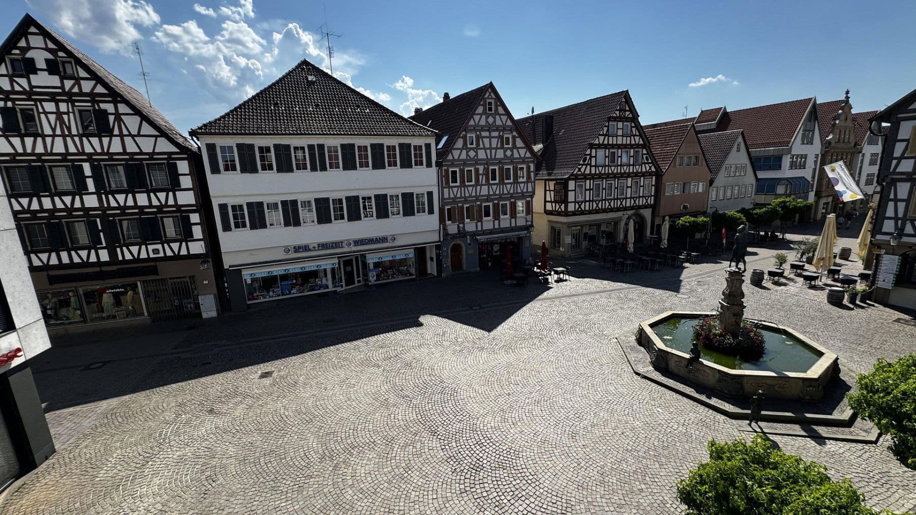 Pronájem bytu 3+kk 80 m², Marktstraße 49, Winnenden, Bádensko-Württembersko Pronájem bytu 3+kk 80 m², Marktstraße 49, Winnenden, Bádensko-Württembersko