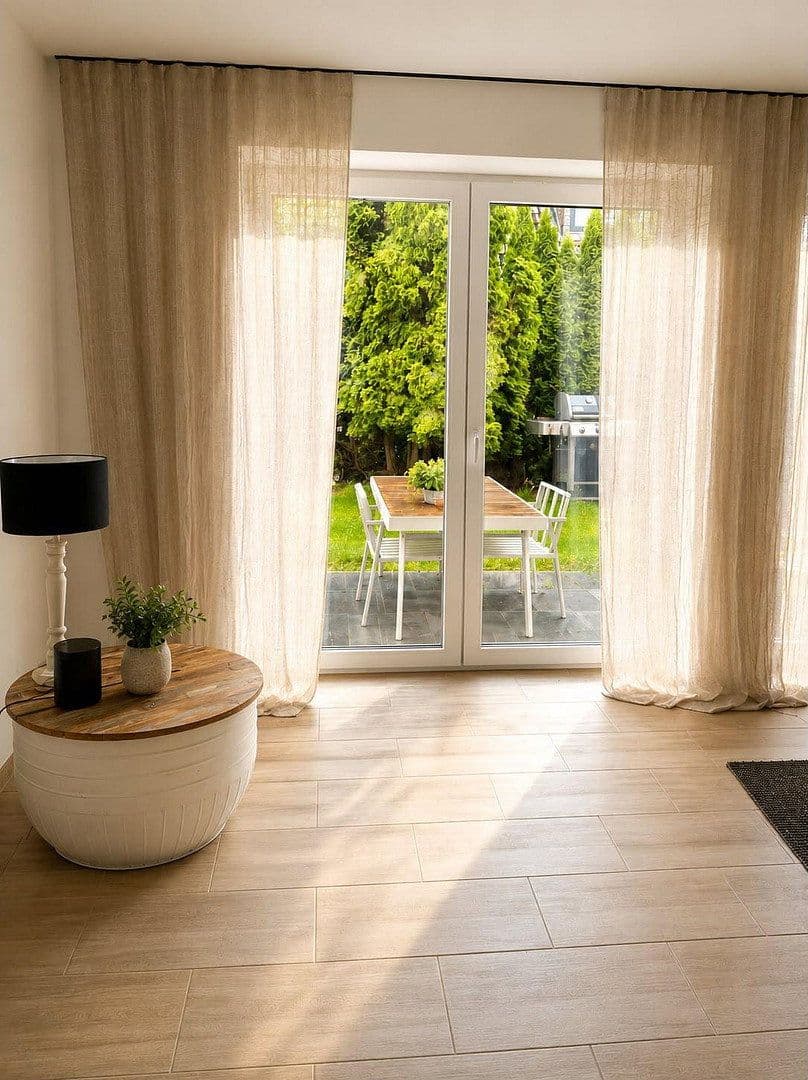 Pronájem domu 120 m², pozemek 350 m², Stellauer Hauptstr. 9, Barsbüttel, Šlesvicko-Holštýnsko Pronájem domu 120 m², pozemek 350 m², Stellauer Hauptstr. 9, Barsbüttel, Šlesvicko-Holštýnsko