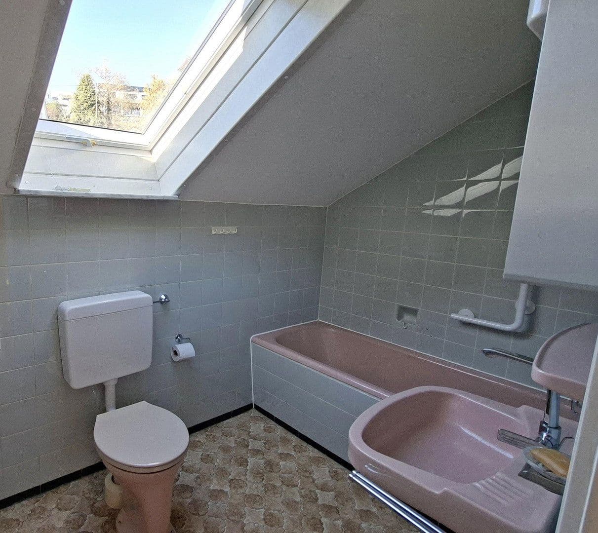 Prodej domu 129 m², pozemek 343 m², Schwäbisch Gmünd, Bádensko-Württembersko Prodej domu 129 m², pozemek 343 m², Schwäbisch Gmünd, Bádensko-Württembersko