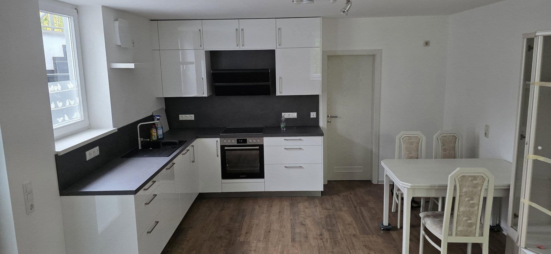 Pronájem bytu 2+1 54 m², Schweich, Porýní-Falc Pronájem bytu 2+1 54 m², Schweich, Porýní-Falc