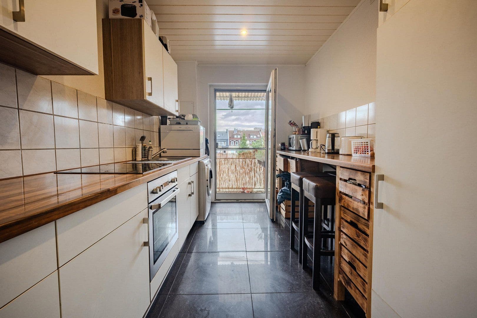 Pronájem bytu 3+1 75 m², Dürrenhofstraße 47, Nürnberg, Bavorsko Pronájem bytu 3+1 75 m², Dürrenhofstraße 47, Nürnberg, Bavorsko