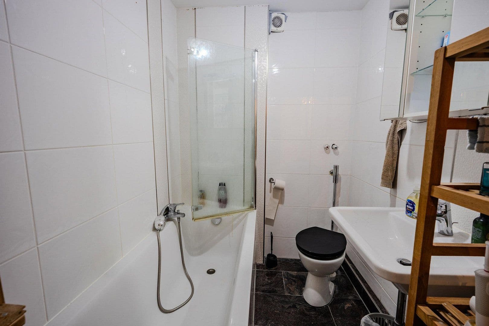 Pronájem bytu 3+1 75 m², Dürrenhofstraße 47, Nürnberg, Bavorsko Pronájem bytu 3+1 75 m², Dürrenhofstraße 47, Nürnberg, Bavorsko